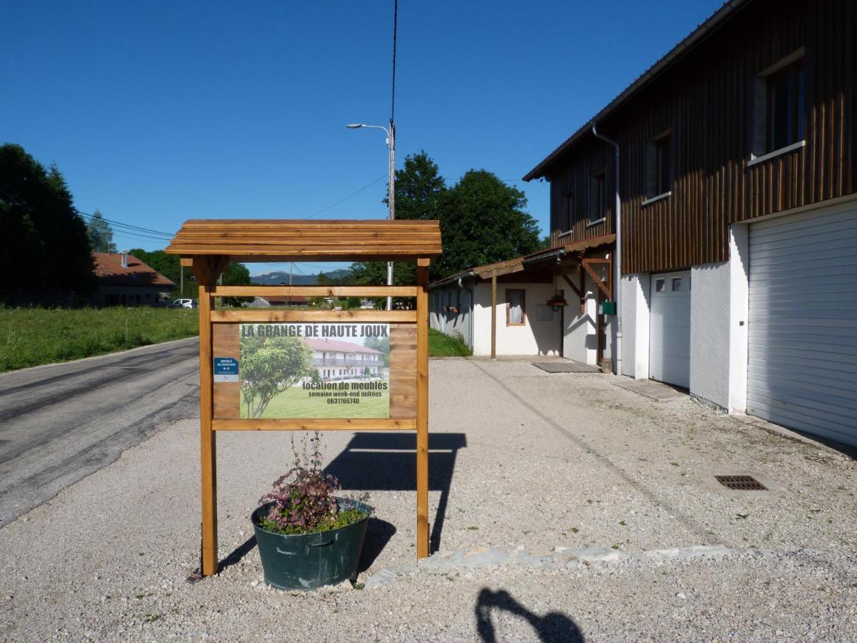 La Grange De Haute-Joux Les Fourgs Eksteriør bilde