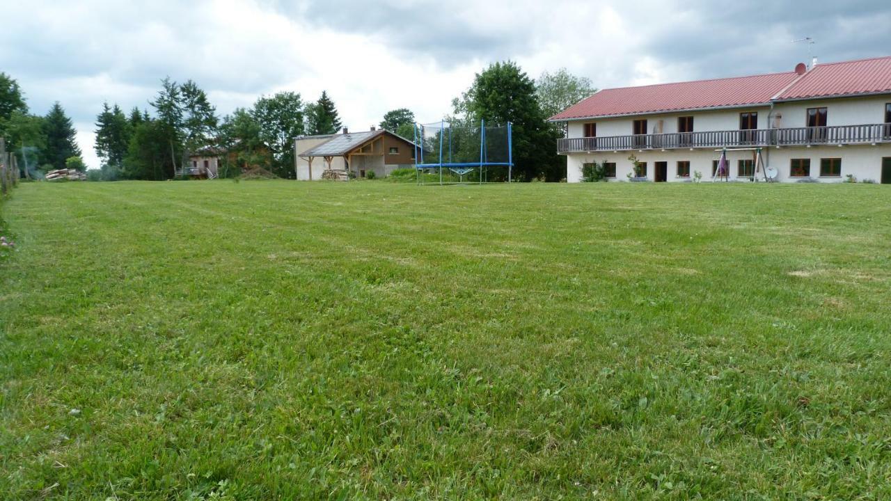La Grange De Haute-Joux Les Fourgs Eksteriør bilde